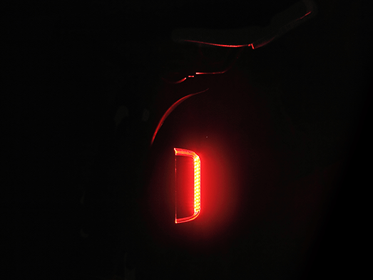 RAVEMEN TR50 rear light side visibility