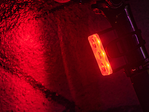RAVEMEN TR30M rear light side visibility