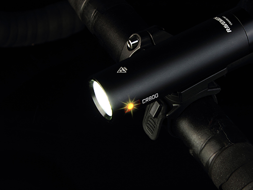 RAVEMEN CR700 bike light integrated design